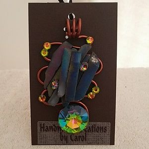 Handmade quartz & swarovski crystal pendant.